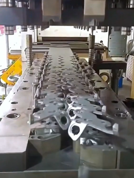 Progressive die